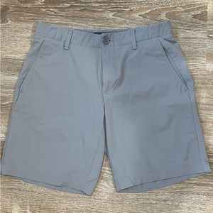 Men’s Under Armour golf shorts, size 32, GRAY